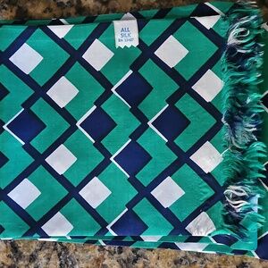 VINTAGE 100% SILK DIAMOND‎ PATTERN LONG RECTANGLE SCARF GREEN BLUE WHITE